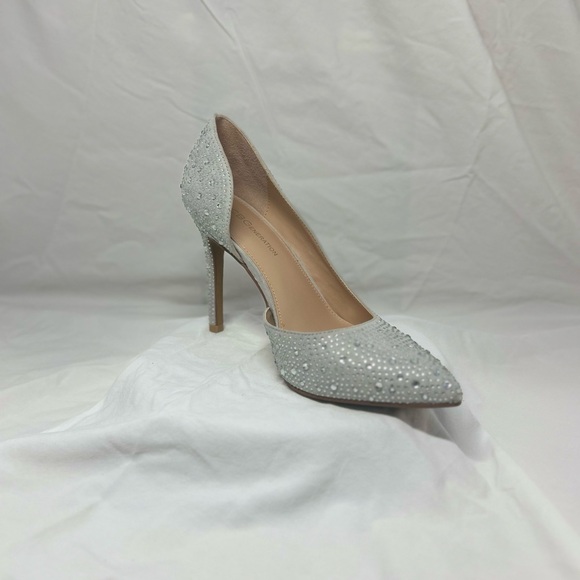 BCB Generation Heels  Stye is  Sliver Handy   Size 7M - Picture 7 of 10